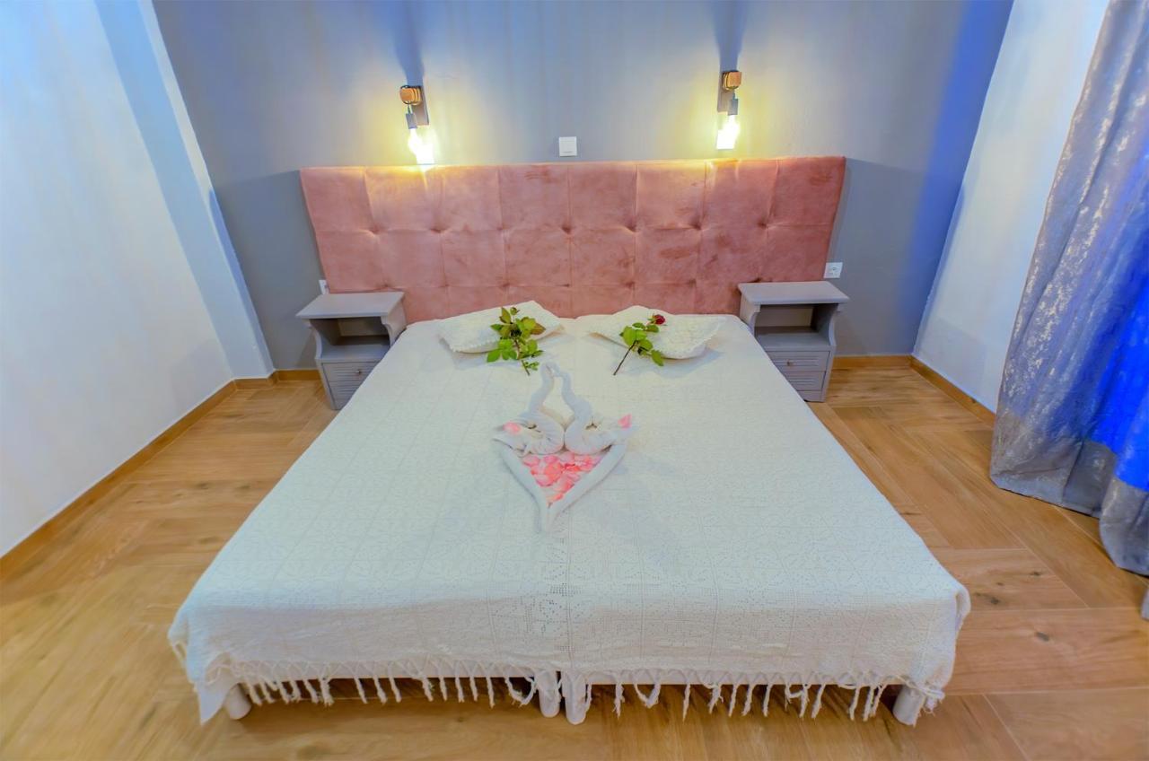 Kapetanios Luxury Aparthotel Agios Georgios  Exterior foto